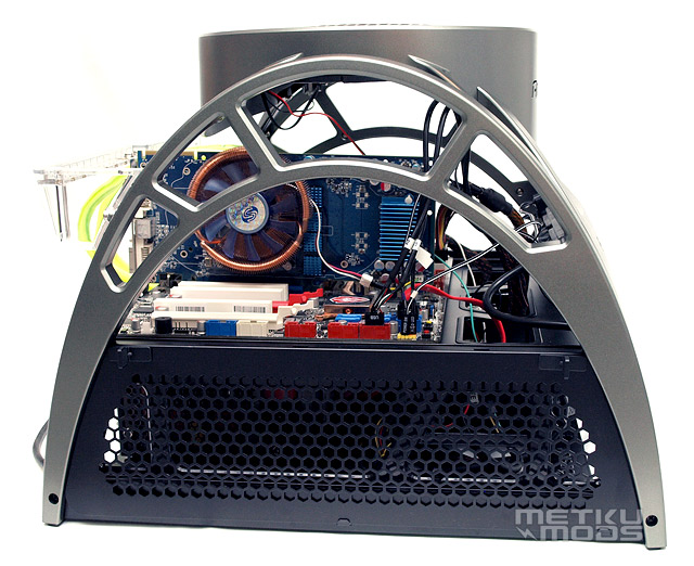 Antec Skeleton case