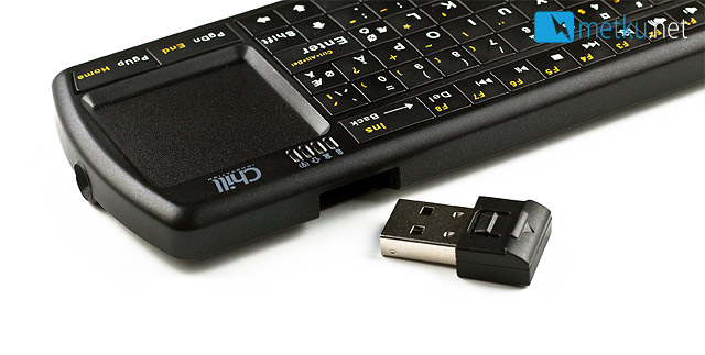 Chill Innovation KB-1BT -mininäppis Bluetoothilla - Pieni näppäimistö/touchpad -combo Bluetoothilla