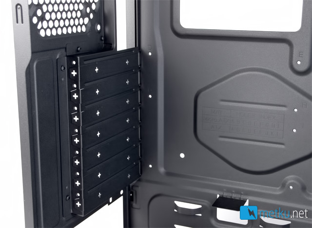 Cooler Master Elite 430 Black - Good looking case with potential