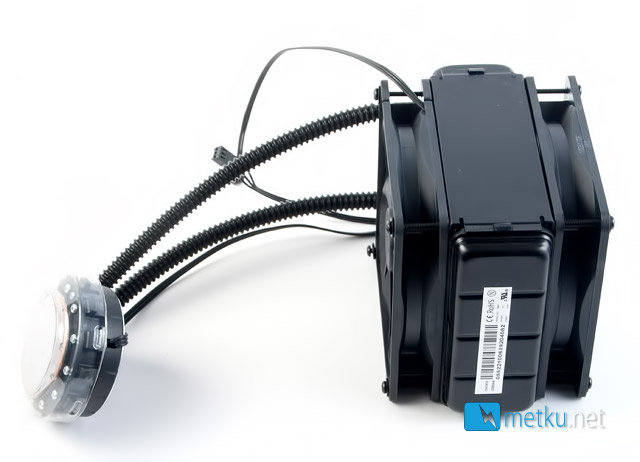 Corsair Hydro H70 - All-In-One water cooling for CPU