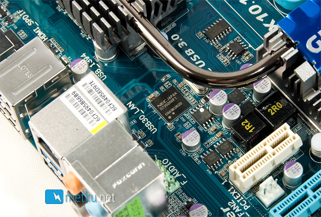 AMD 890GX<br>Gigabyte vs. ASRock - Two motherboard with AMD 890GX chipset