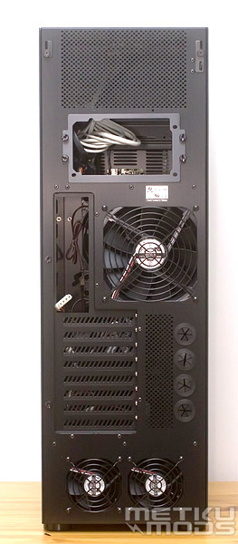 Lian-li Tyr PC-X2000