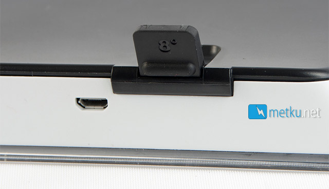 Logitech K800 - langaton ja valaistu näppäimistö - Erittäin tyylikäs langaton näppäimistö
