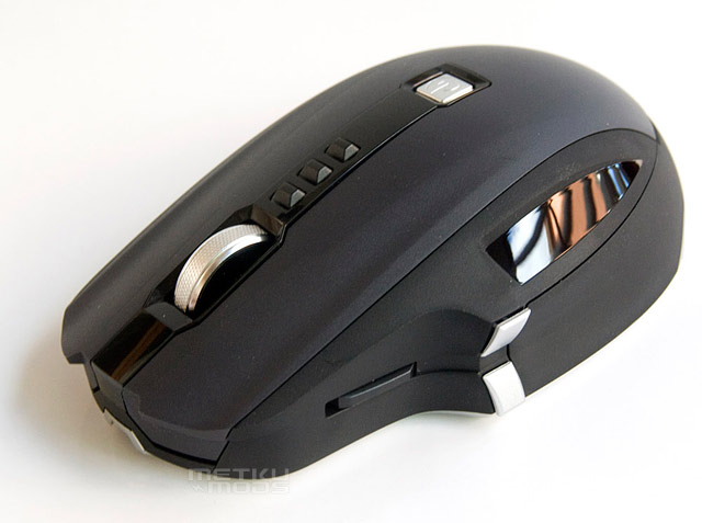 Microsoft SideWinder X8 Bluetrack Gaming Mouse