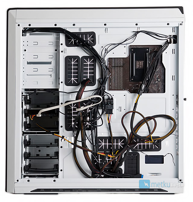 NZXT Switch 810 - Stylish and well ventilated case!
