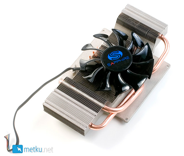 Sapphire HD 5850 Toxic - Hiljainen kortti loistavalla laskentateholla