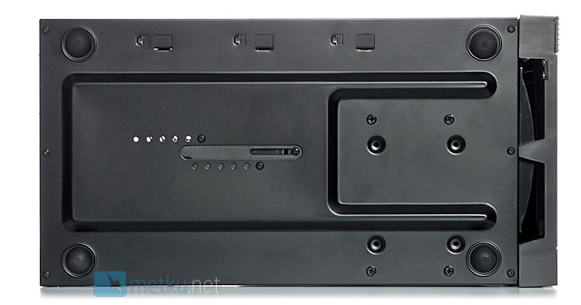 Silverstone PS07 - Stylish case with smaller dimensions