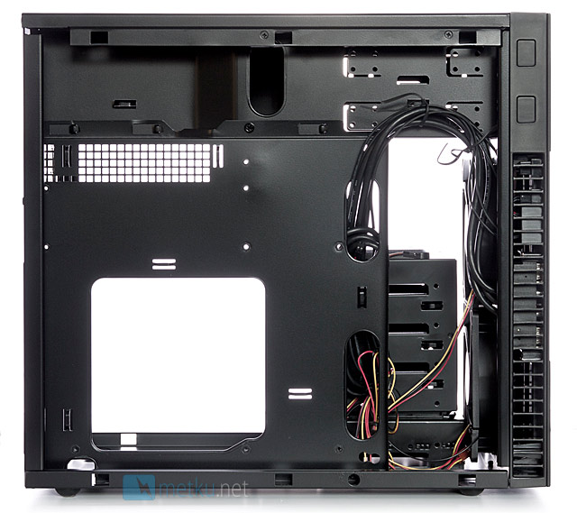 Silverstone PS07 - Stylish case with smaller dimensions