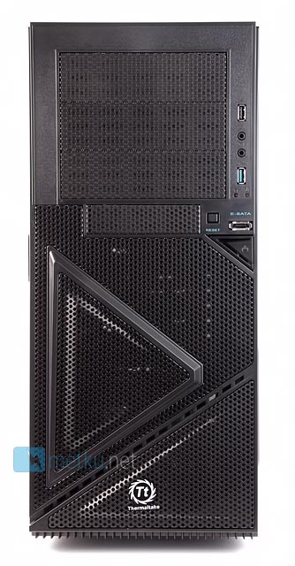 Thermaltake Armor A60 - Cool case with an USB3.0 connector