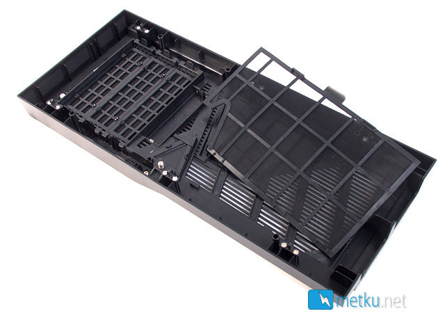 Thermaltake Armor A90 - Pelikoppa ripauksella silmänruokaa