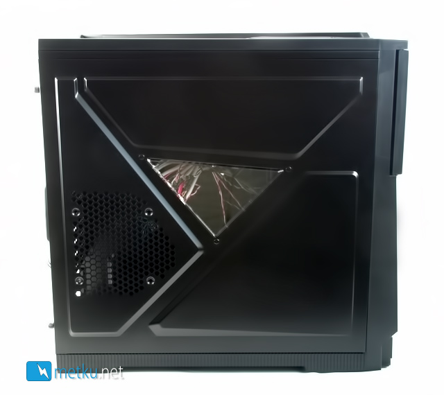 Thermaltake Armor A90 - Pelikoppa ripauksella silmänruokaa