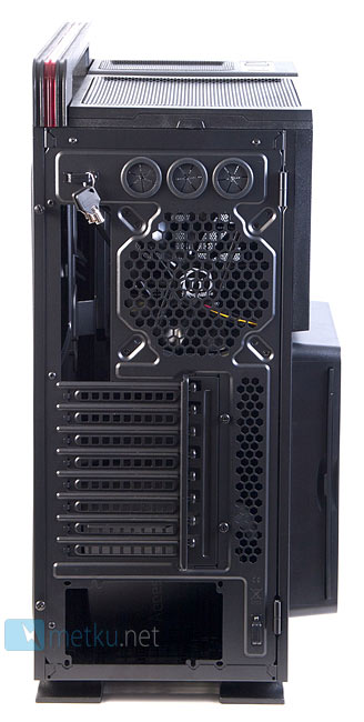 Thermaltake Level 10 GT - Breaking the mold in case design